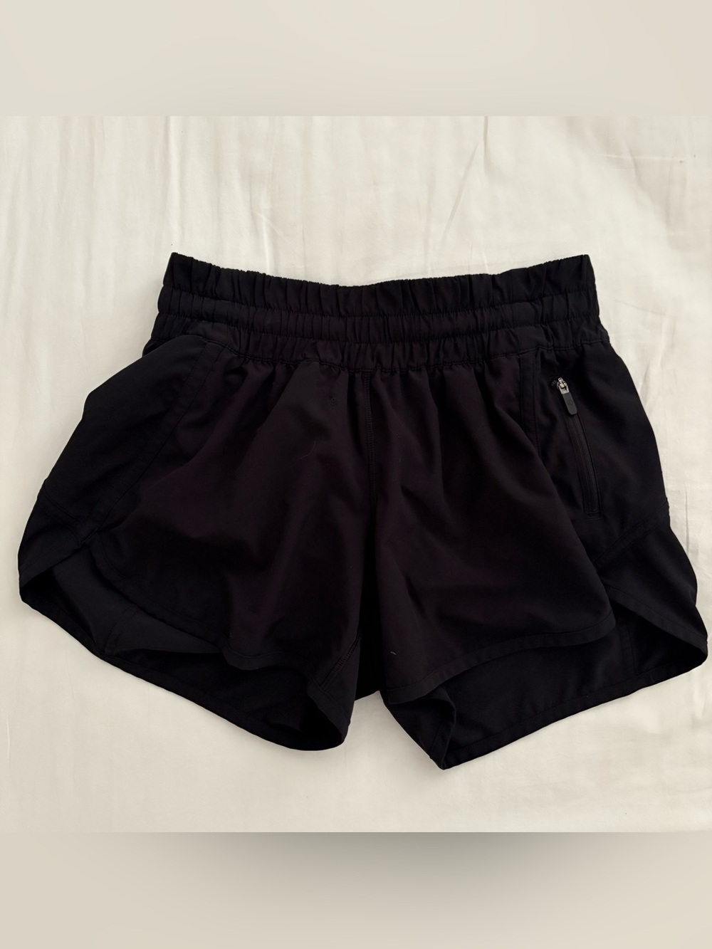 Lululemon Lululemon Tracker V (4” inseam)